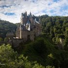 "Burg Eltz - von der Sonne geküsst"