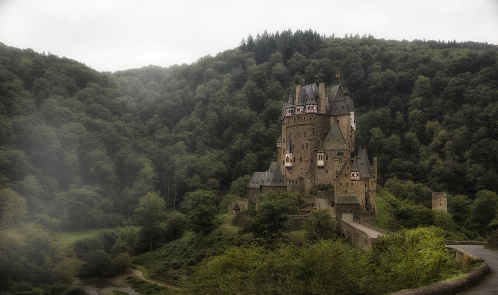 Burg Eltz...hat noch zu...