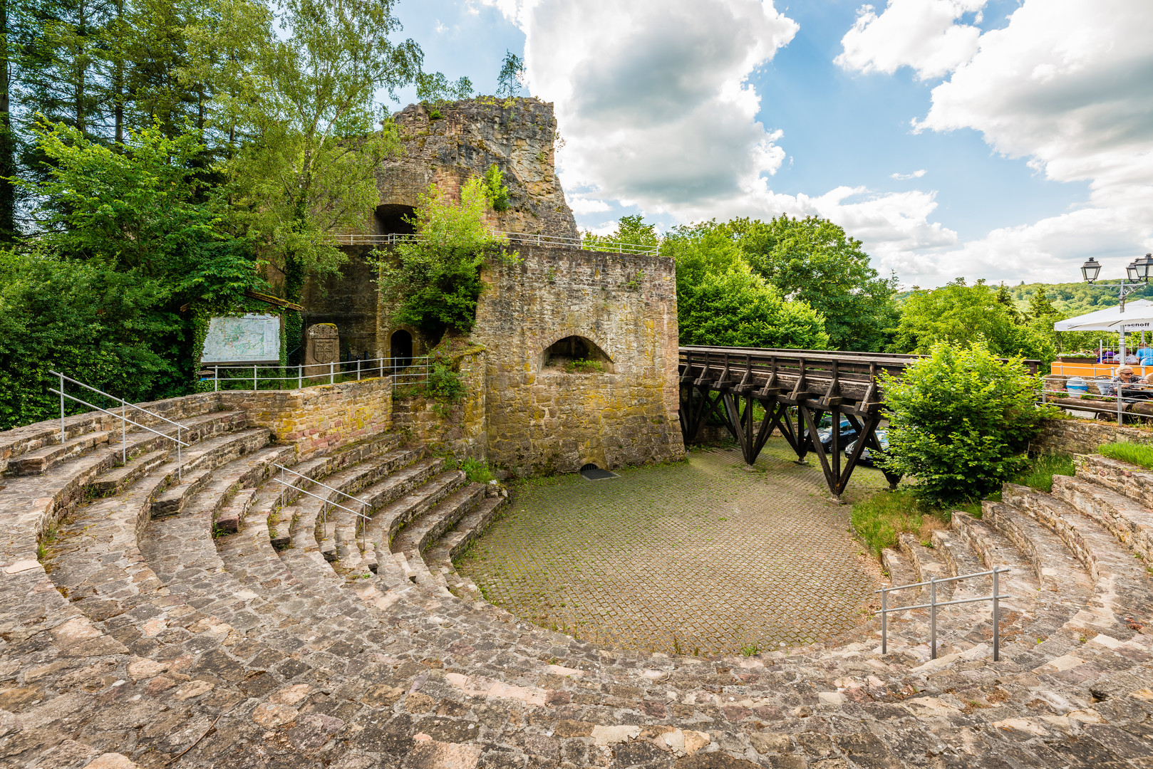 Burg Falkenstein 83