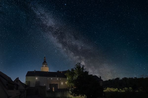 Burg Falkenstein mit Milchstraße