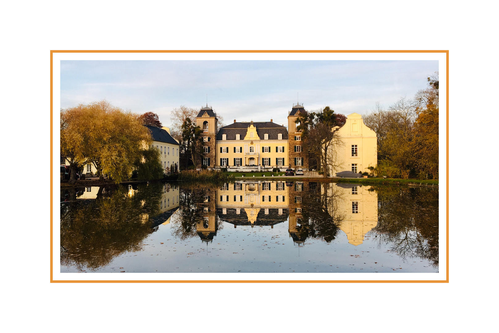 Burg Flamersheim im Herbst