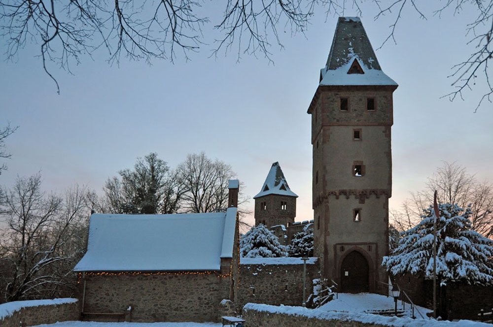 Burg Frankenstein im Winter