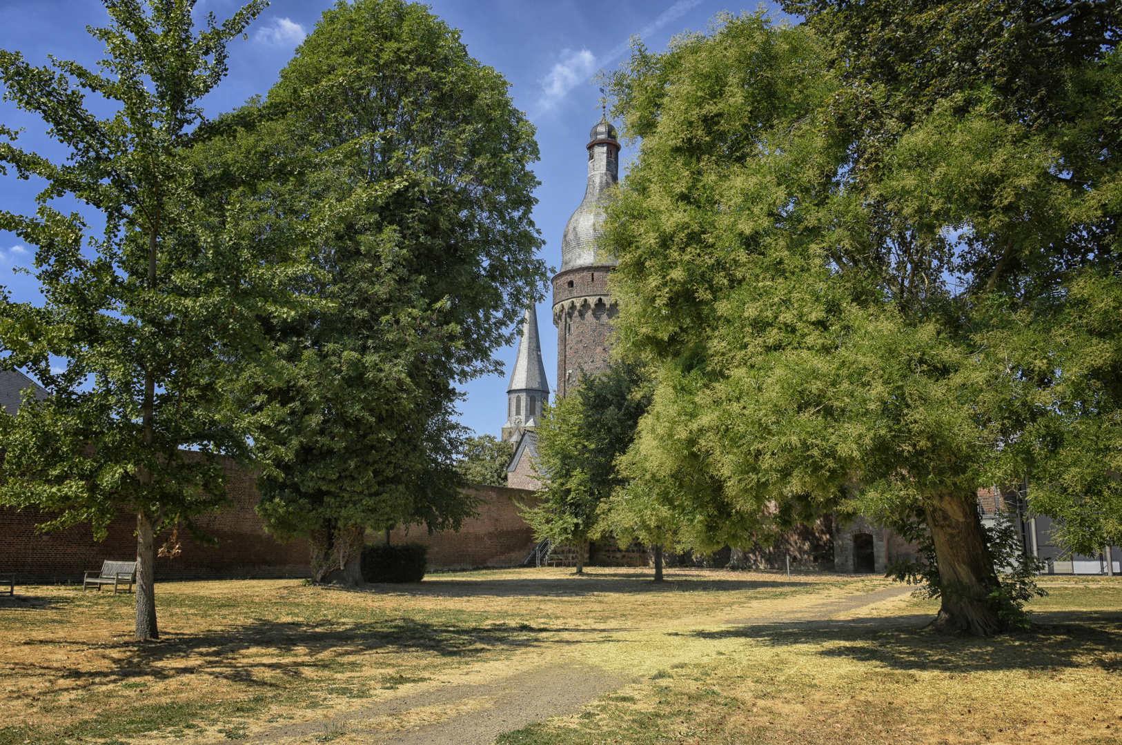 Burg Friedestrom - Düsseldorf