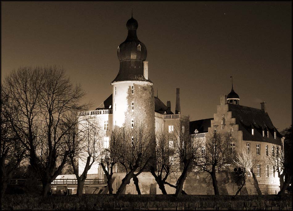 Burg Gemen (mit reduzierter Sättigung)