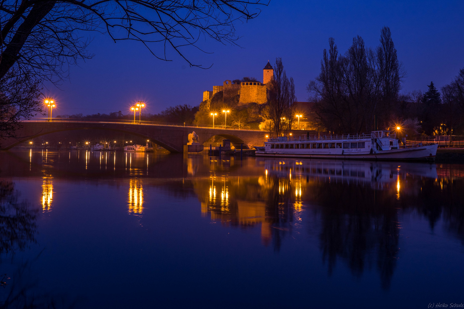 Burg Giebichenstein mit Giebichensteinbrücke - Halle/Saale