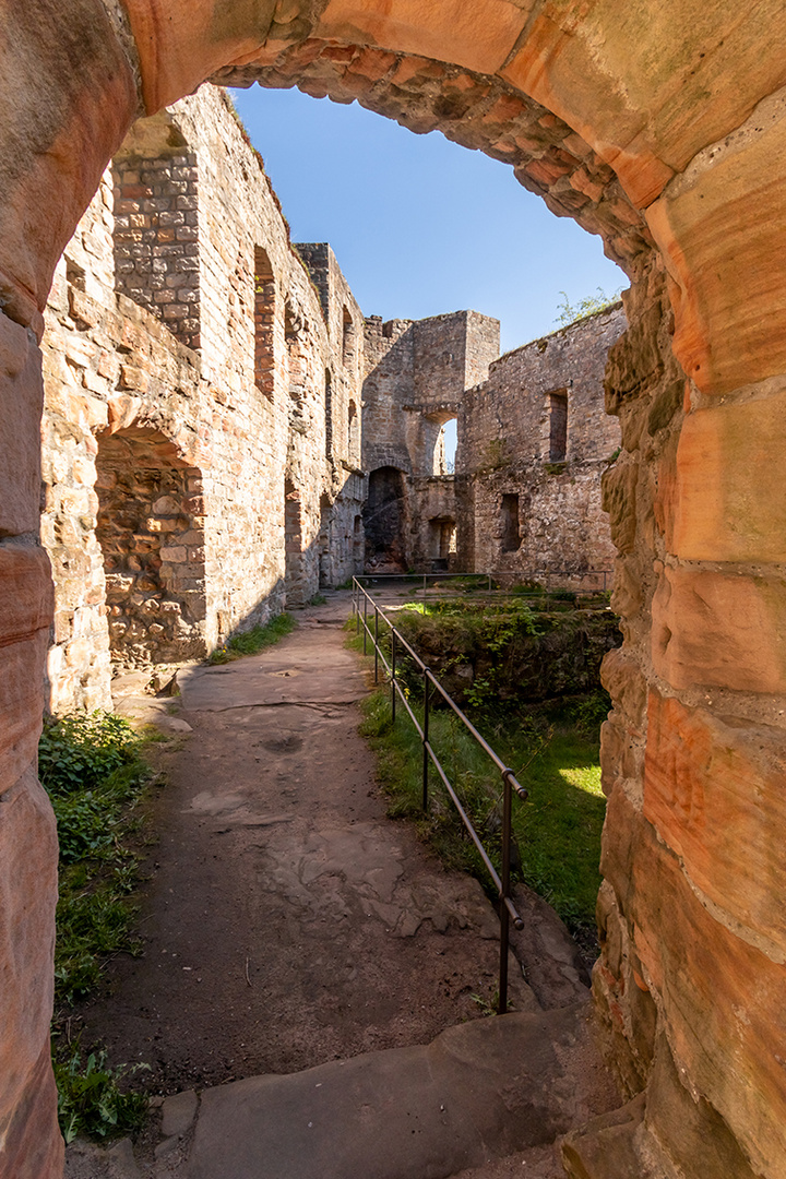 Burg Gräfenstein1