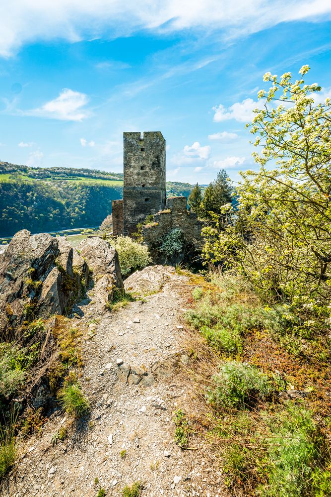 Burg Gutenfels 22 Foto & Bild | blau, himmel, unesco Bilder auf ...