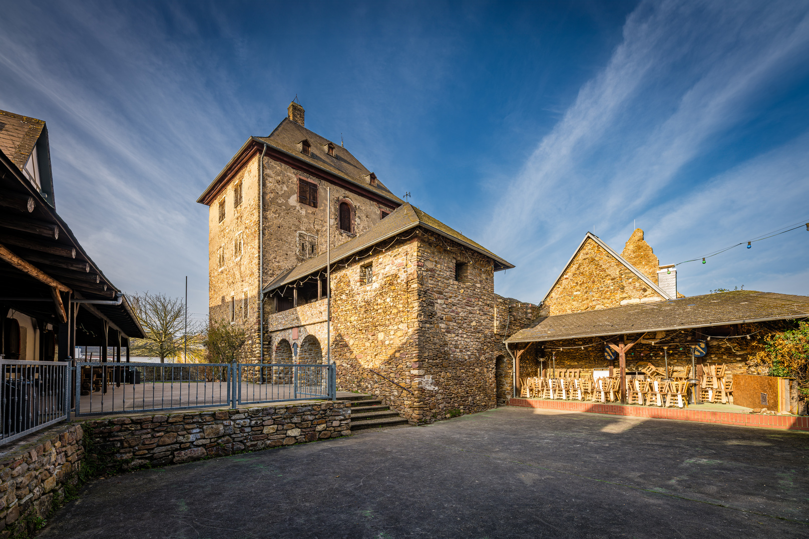 Burg Hattenheim 72