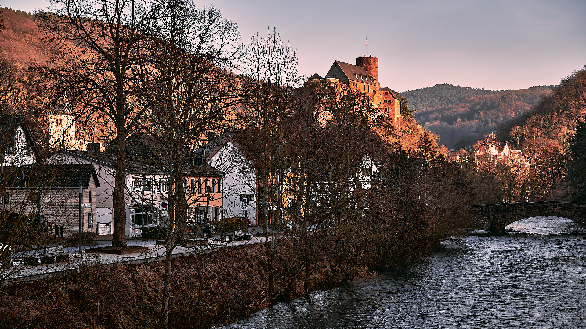 Burg Hengebach bei Heimbach