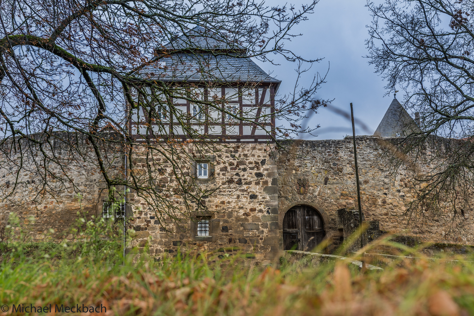 Burg Herzberg, Eingang