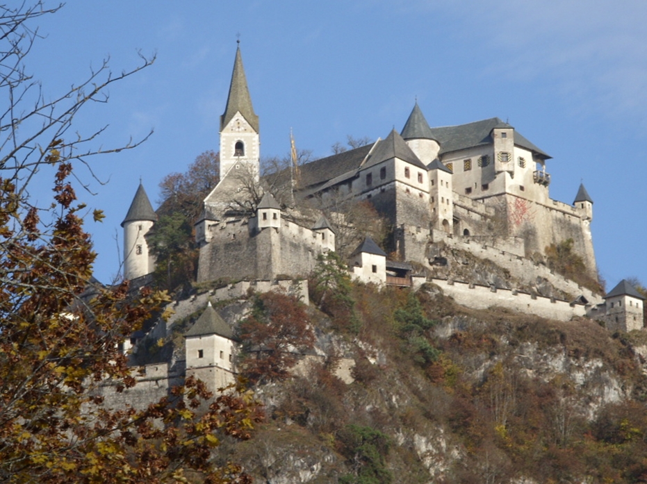 Burg Hochosterwitz im Herbst