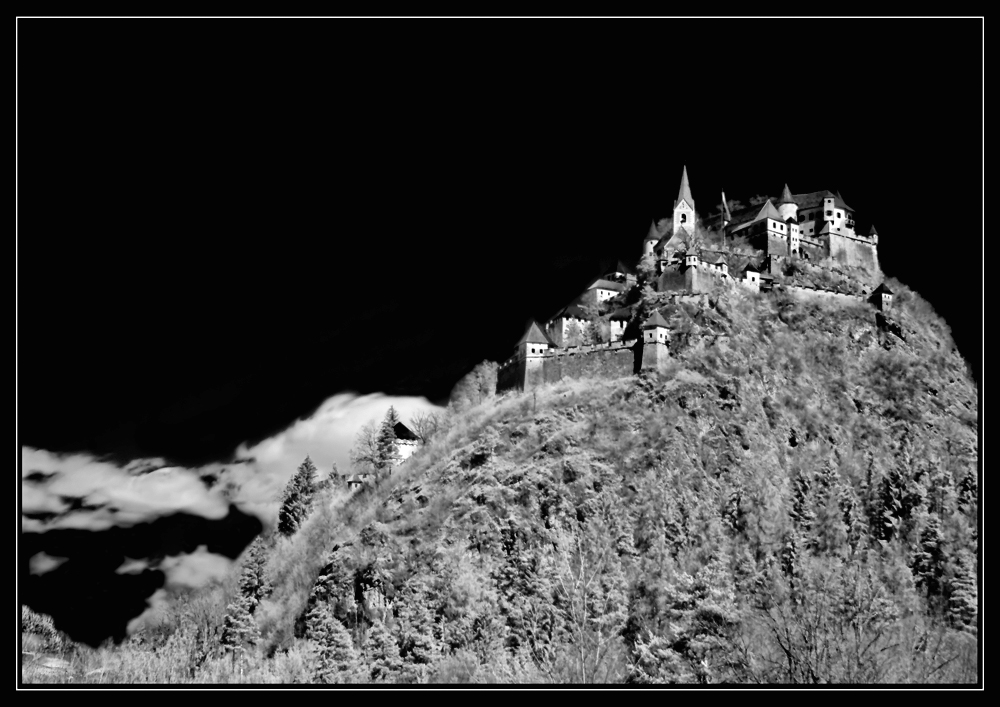 Burg Hochosterwitz (IR)