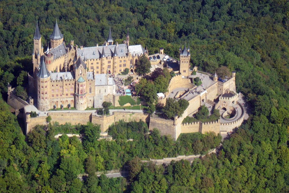 Burg Hohenzollern Foto & Bild landschaft, luftaufnahmen, Über den wolken Bilder auf
