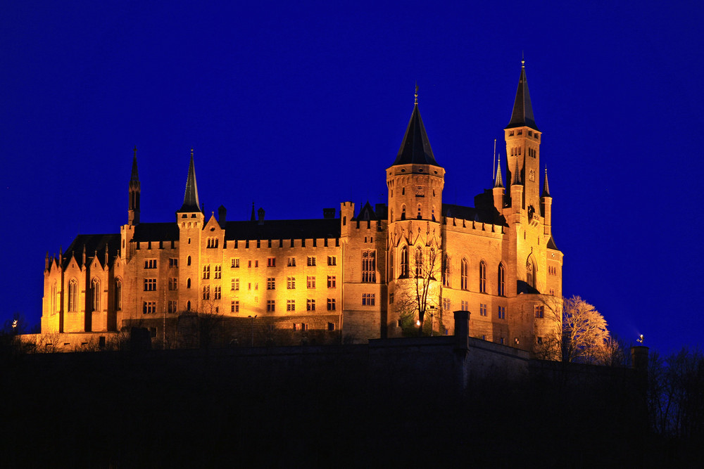 Burg Hohenzollern bei Nacht