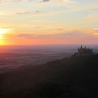 Burg Hohenzollern bei Sonnenuntergang