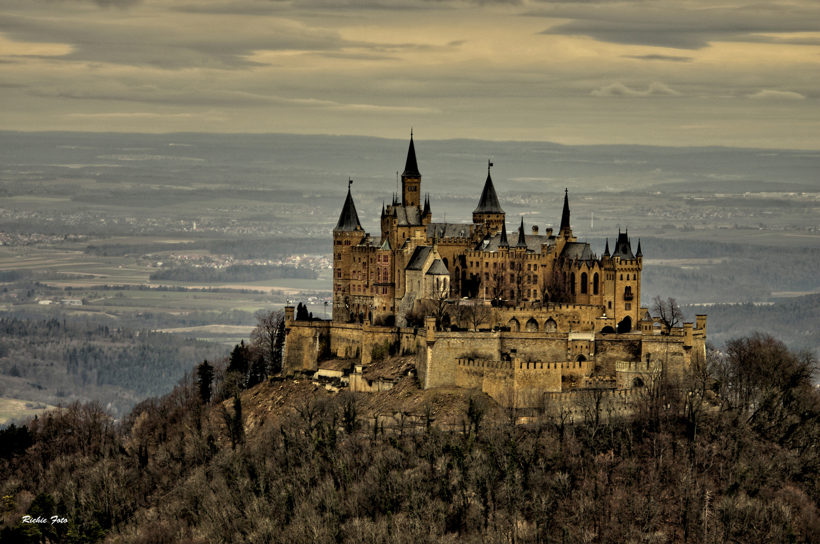 Burg Hohenzollern (HDR)