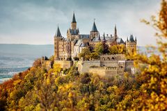 Burg Hohenzollern im Herbst