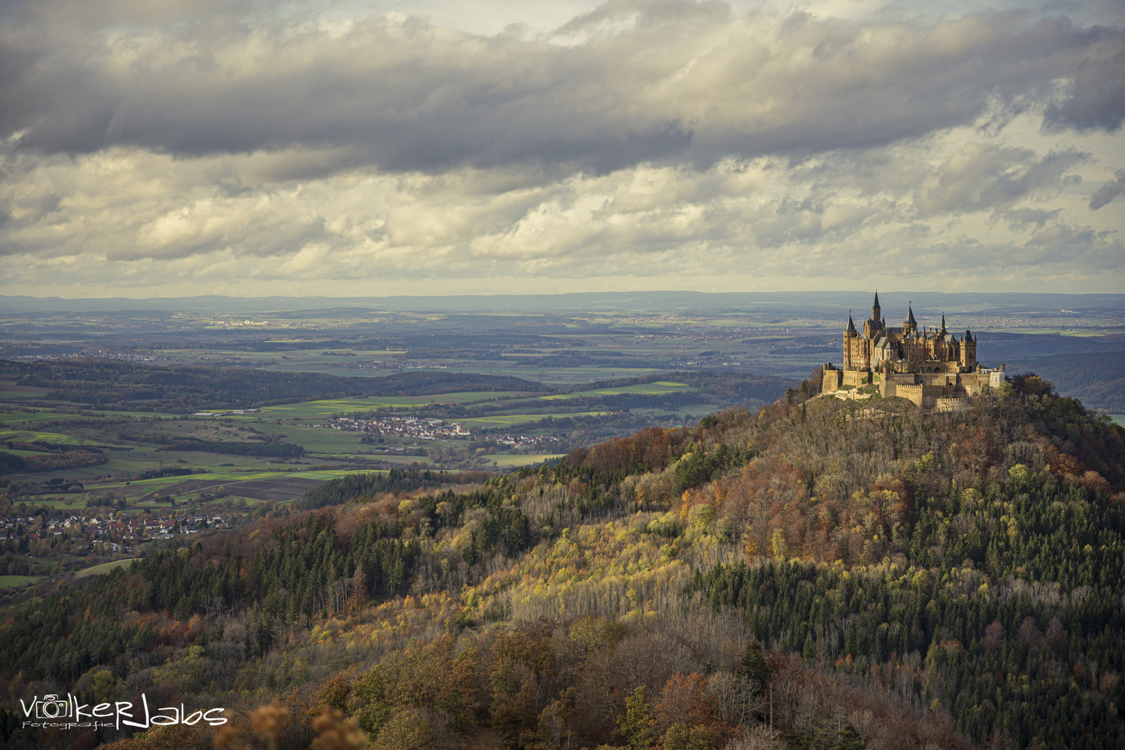 Burg Hohenzollern im Herbstkleid