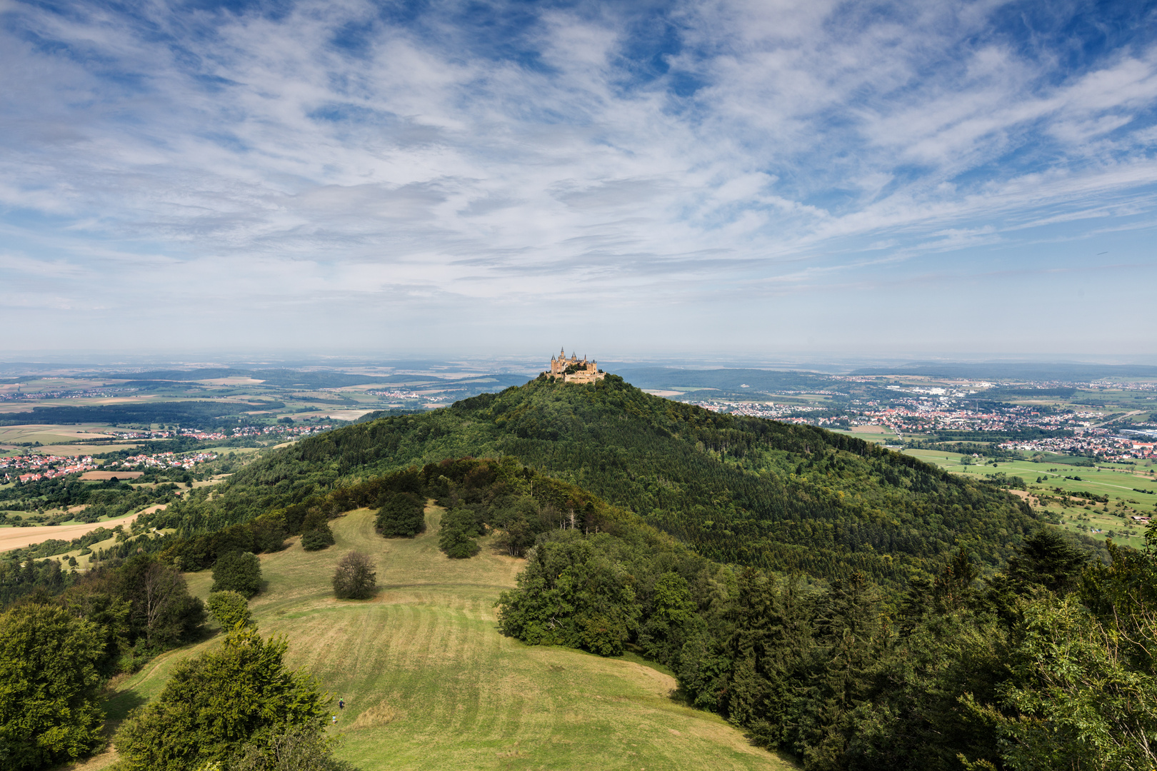 Burg Hohenzollern im Morgenlicht