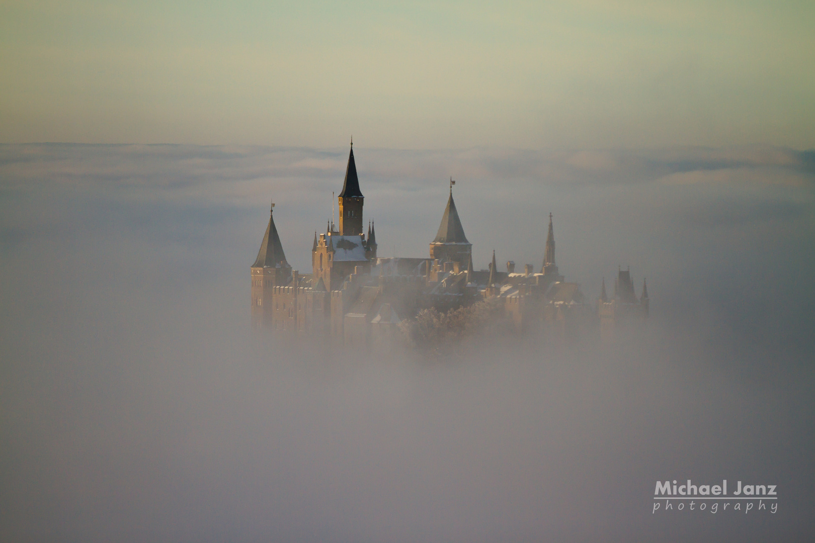 Burg Hohenzollern im Nebel 01.01.15