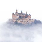 Burg Hohenzollern im Nebel am 30.11.2014 - 2