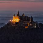 Burg Hohenzollern in spät-winterlicher Abendstimmung