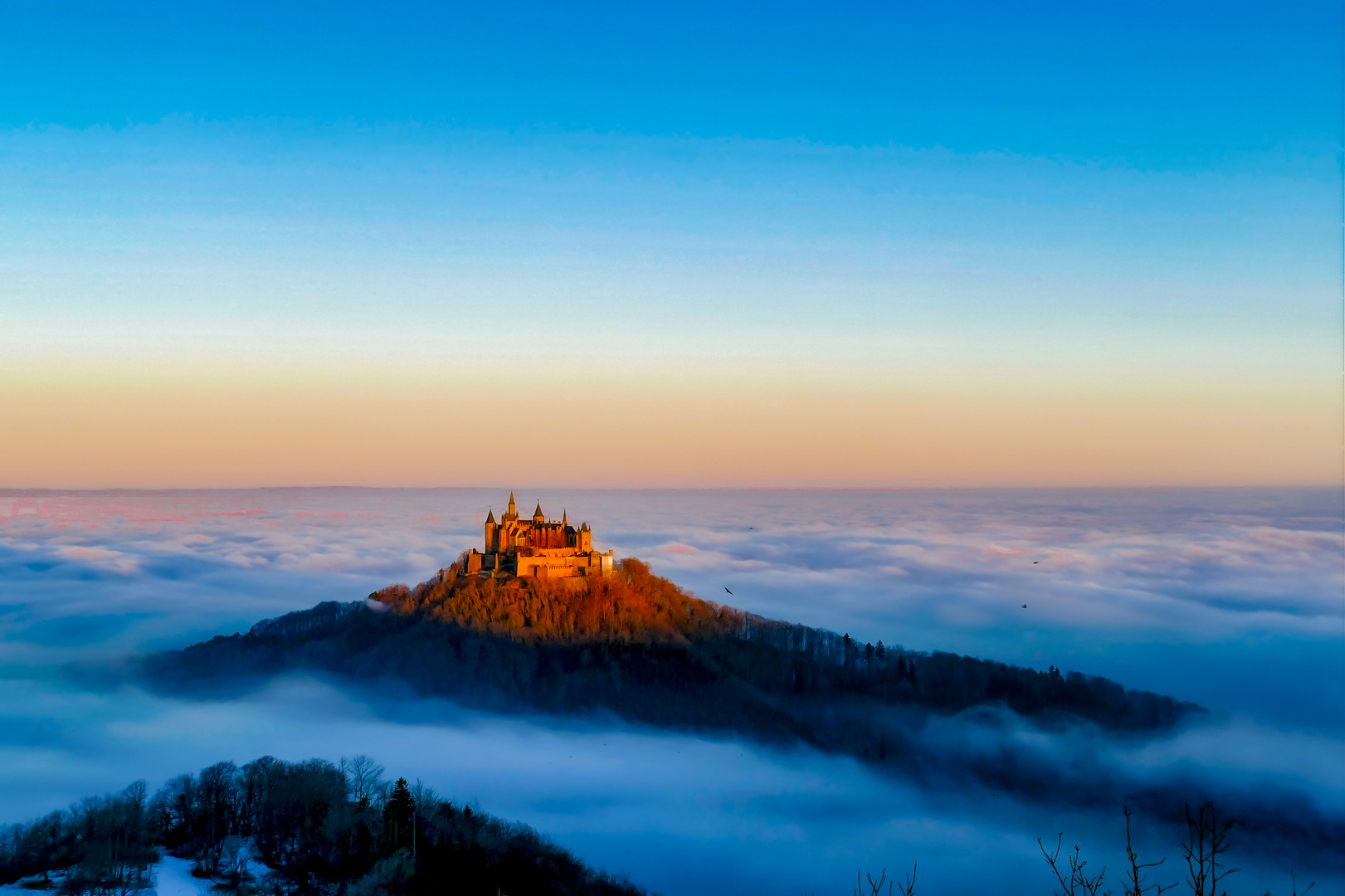  Burg Hohenzollern In the first Light  