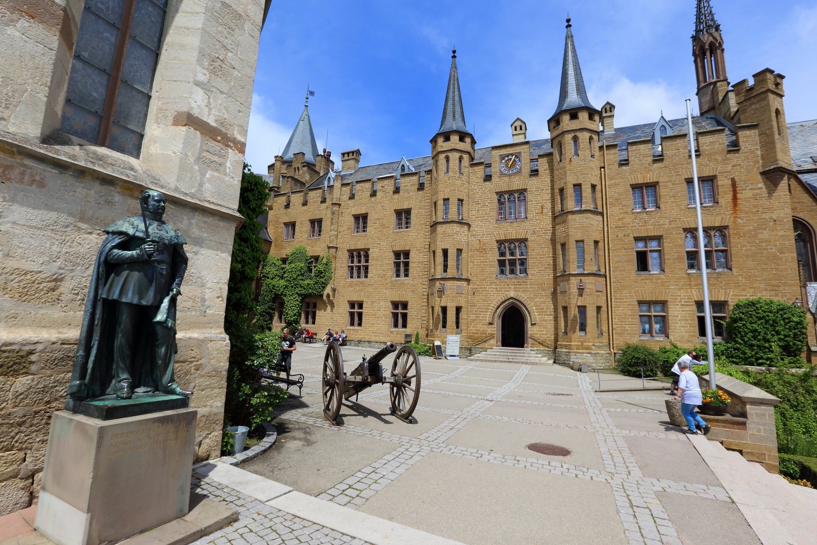 Burg Hohenzollern - Innenhof