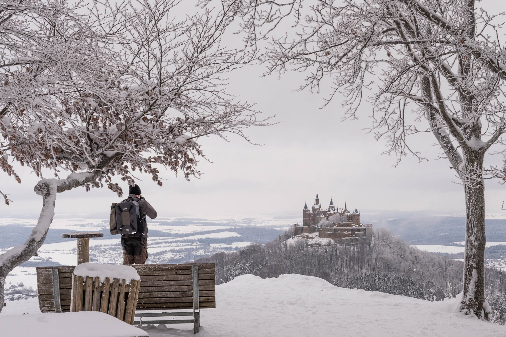 Burg Hohenzollern vom Zeller Kopf aus gesehen