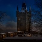 Burg Hohenzollern von Tag zu Nacht