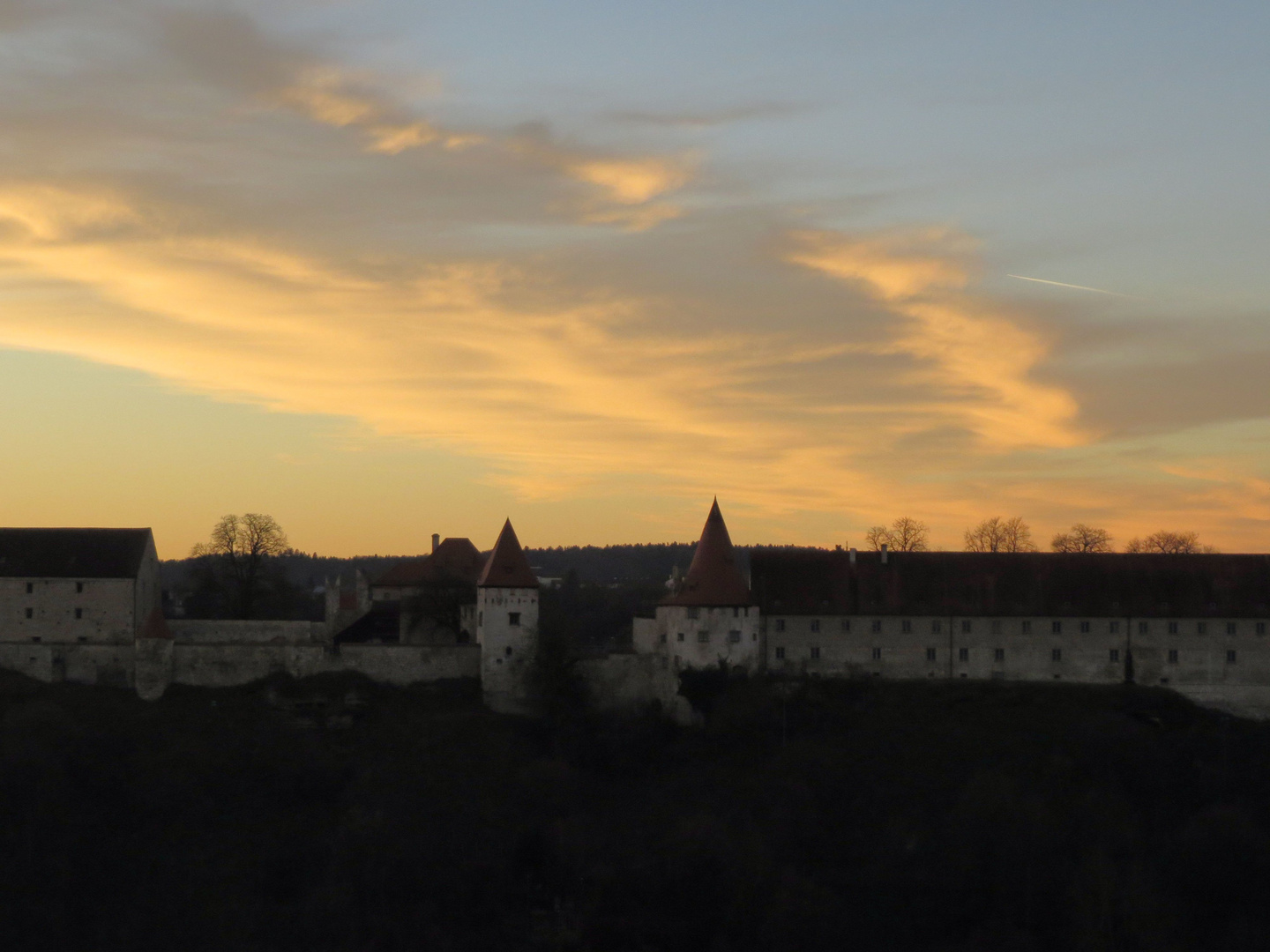 Burg im Abendlicht