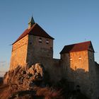 Burg im Abendlicht