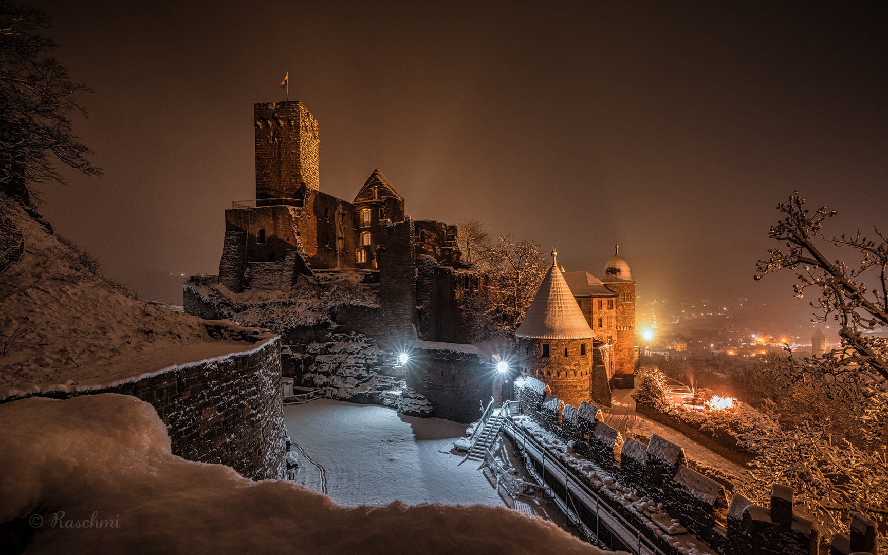 BURG im SCHNEE