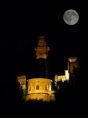 Burg im Vollmond