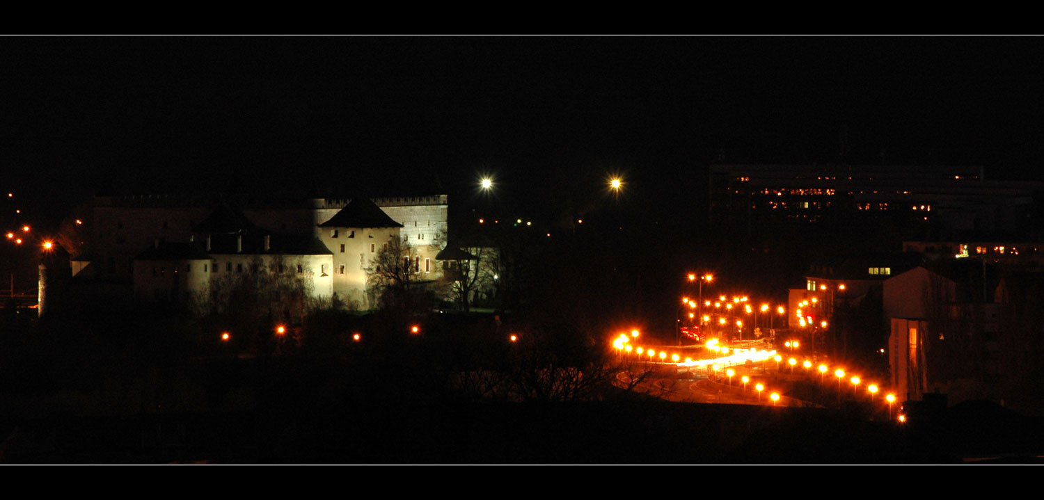 Burg in Zvolen in der Nacht