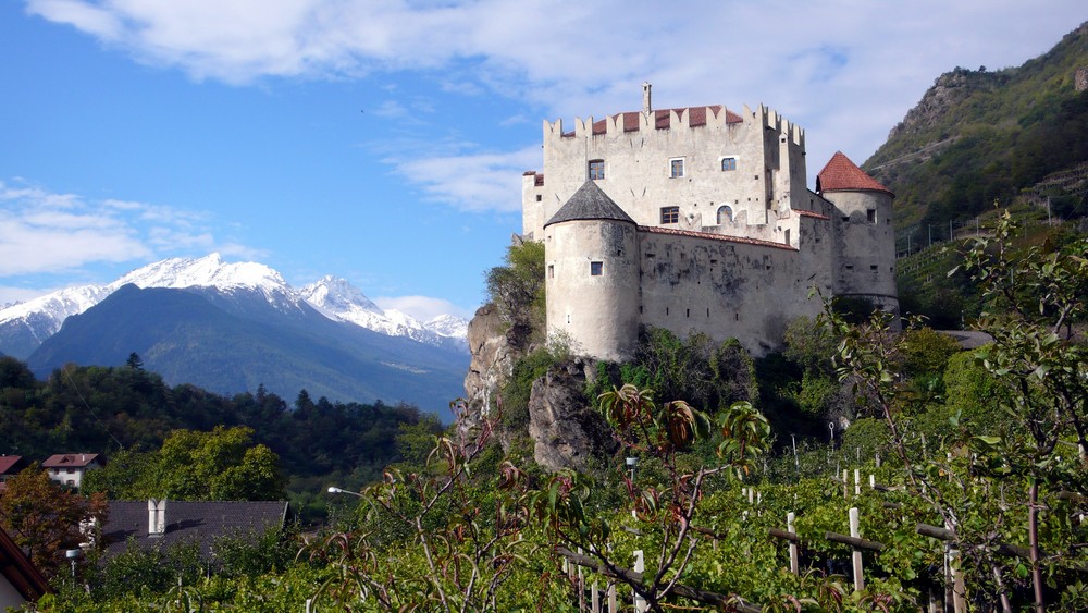 Burg Kastelbell im Herbst 2007