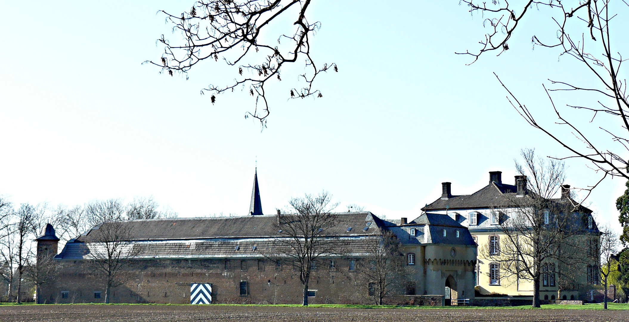 Burg Kleinbüllesheim