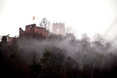 Burg Landeck im Winter der kein Winter war