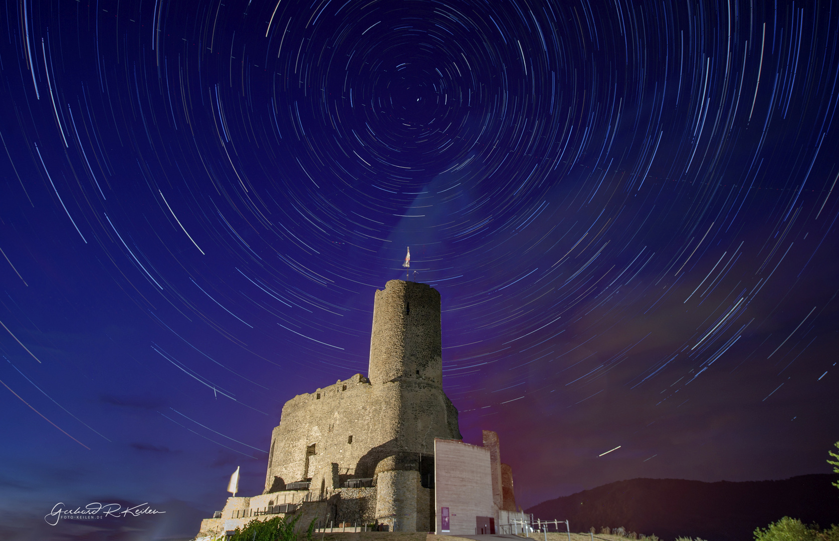 Burg Landshut mit Star-Trail