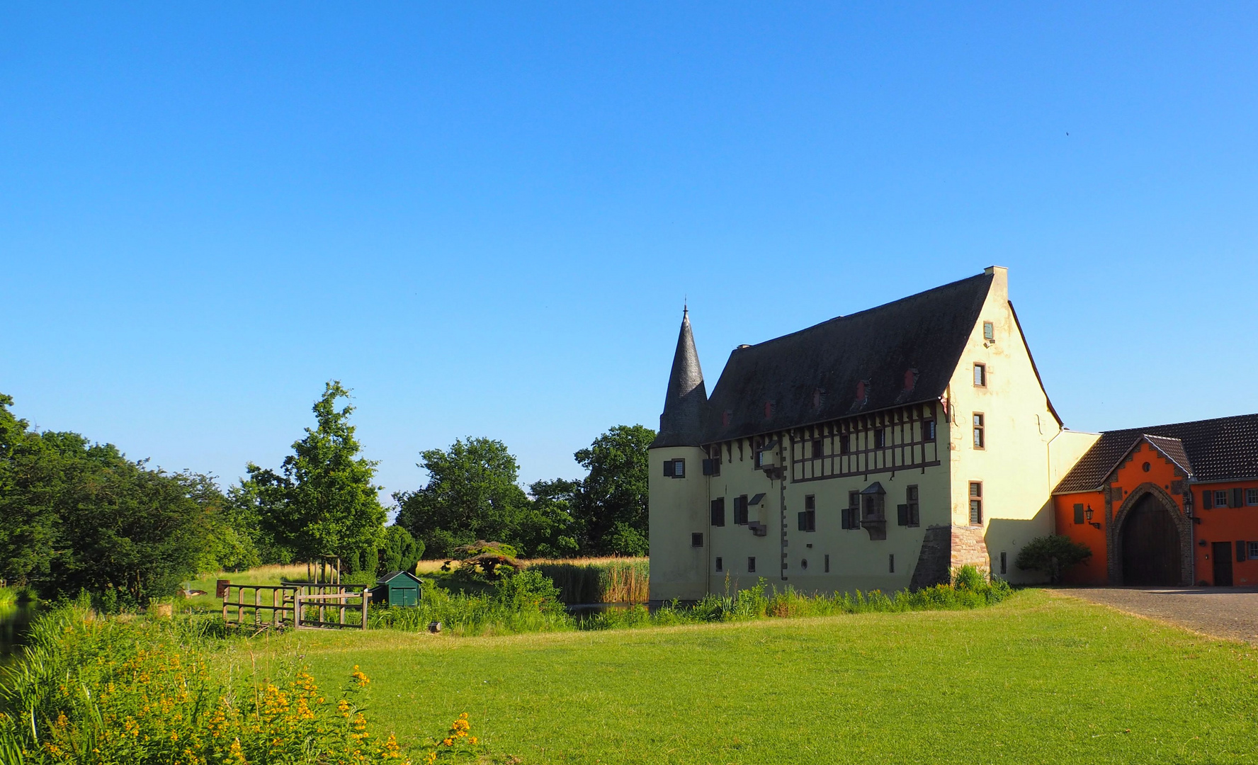 Burg Langendorf bei Zülpich (Nordeifel)