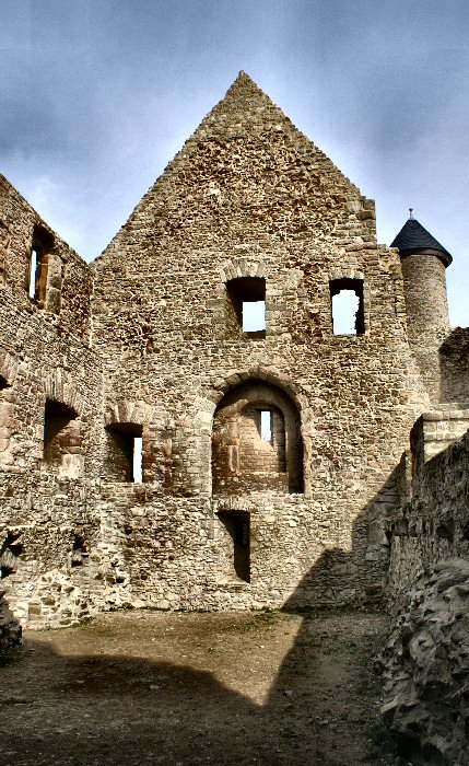 Burg Lichtenberg III