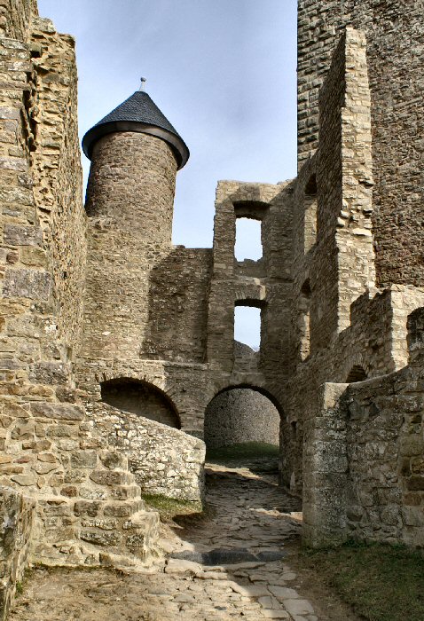 Burg Lichtenberg IV