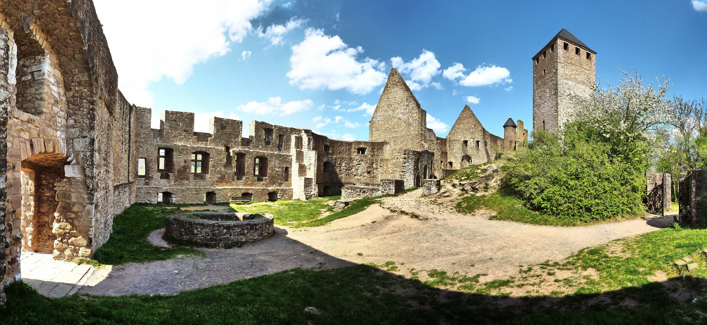Burg Lichtenberg Panorama Foto & Bild world, dokumentation, turm