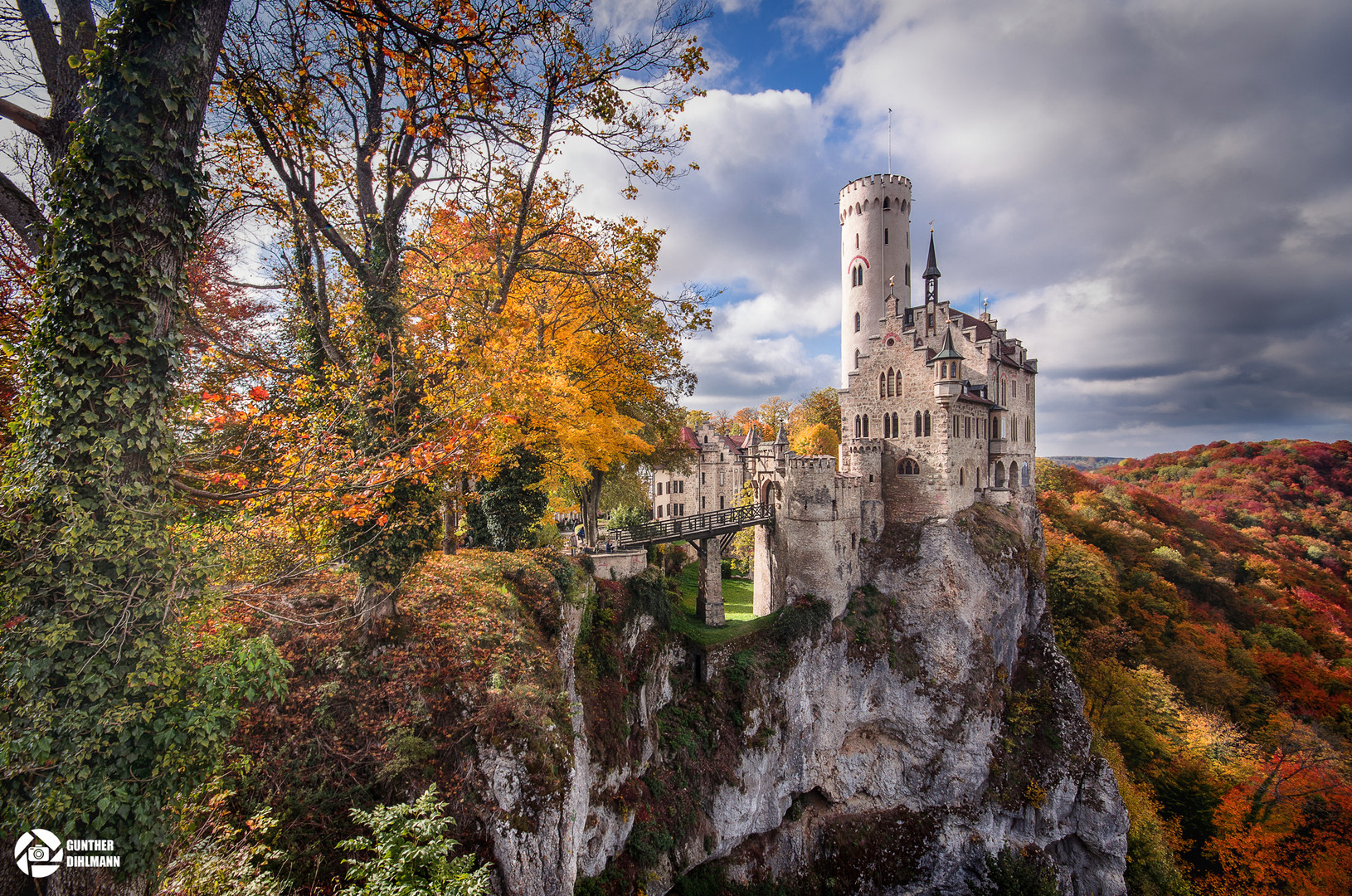 Burg Lichtenstein  im Herbst