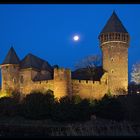Burg Linn bei Vollmond
