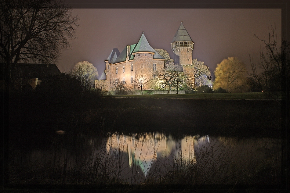 Burg Linn in Krefeld (2.Versuch)