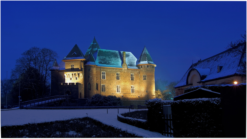 Burg Linn ist in Schnee
