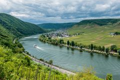 Burg Metternich - Moselblick