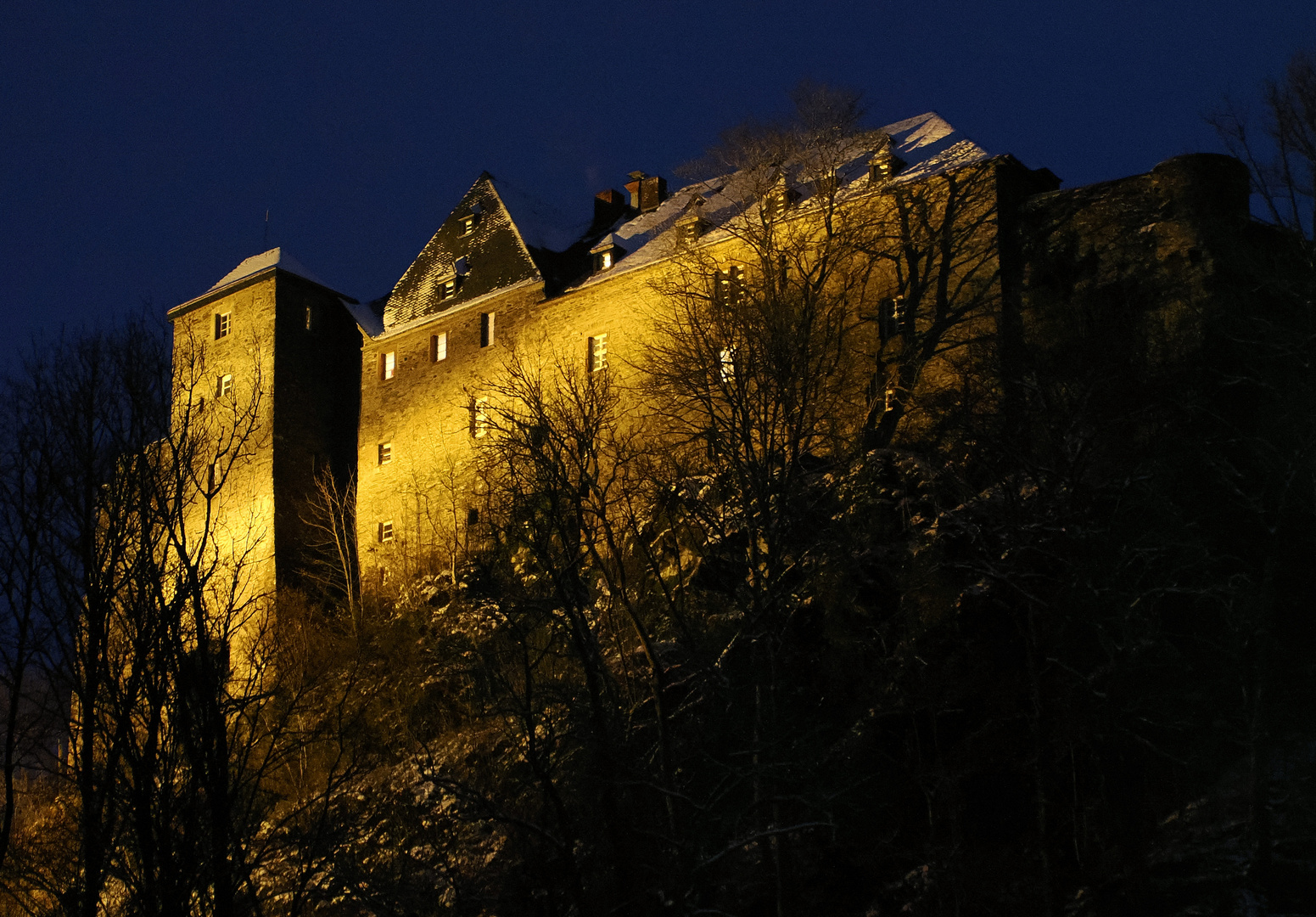 Burg Monschau ..