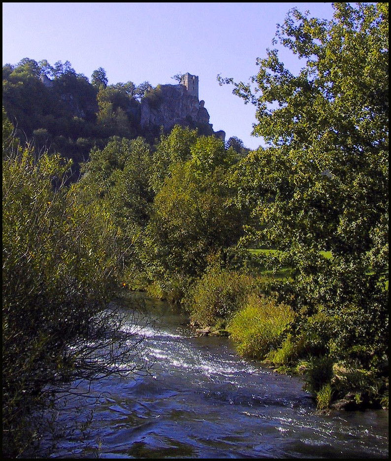 Burg Neideck ...